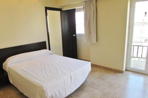 This photo about Hotel Los Jeronimos y Terraza Monasterio shared on HyHotel.com