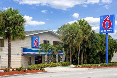 Motel 6-Fort Lauderdale, FL in Hollywood