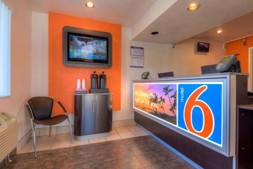 Lobby, Motel 6-San Ysidro, CA - San Diego - Border in San Ysidro Lobby, Motel 6-San Ysidro, CA - San Diego - Border in San Ysidro