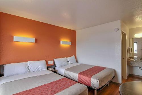 Motel 6 Buellton, CA - Solvang Area in Buellton Motel 6 Buellton, CA - Solvang Area in Buellton