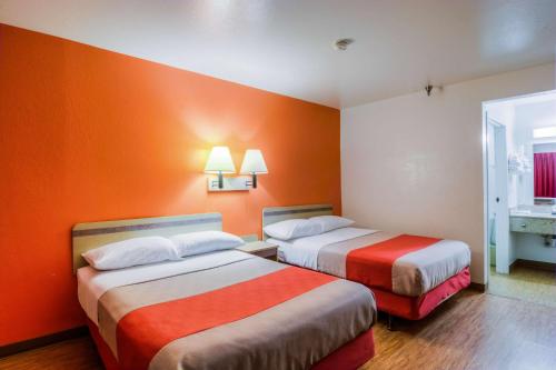 在meiguo.com看到的芝加哥第6汽车旅馆 - 埃尔克格罗夫的介绍图片