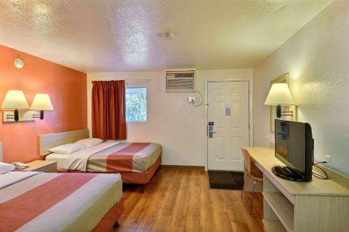 Létesítmények, Travelodge by Wyndham Brattleboro VT in Brattleboro (VT) Létesítmények, Travelodge by Wyndham Brattleboro VT in Brattleboro (VT)