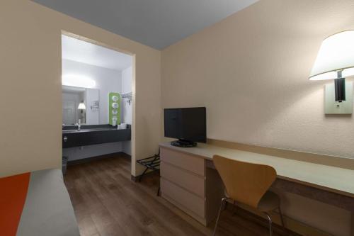 在meiguo.com看到的Motel 6 St Joseph的介绍图片