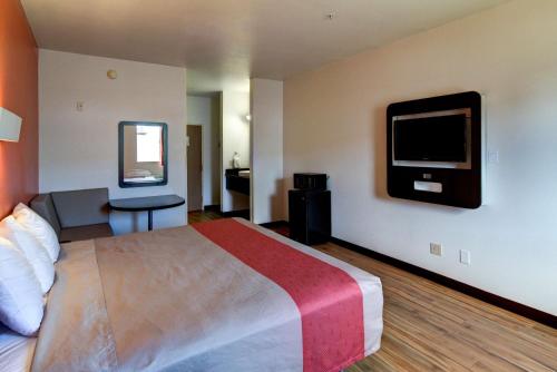 在meiguo.com看到的Motel 6 Waco - Woodway的介绍图片