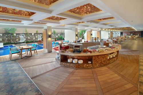 Food and beverages, Jimbaran Bay Beach Resort & Spa by Prabhu in Bali Food and beverages, Jimbaran Bay Beach Resort & Spa by Prabhu in Bali