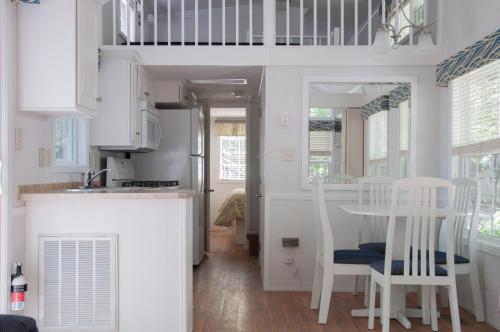 Sea Pines Loft Cottage 7 in Cape May Court House (NJ) Sea Pines Loft Cottage 7 in Cape May Court House (NJ)