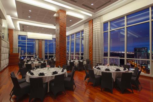 Banquet hall, Acacia Hotel Manila near Research Institute for Tropical Medicine Banquet hall, Acacia Hotel Manila near Research Institute for Tropical Medicine