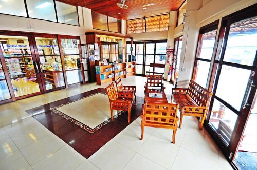 Vestibule, Alina Grande Hotel and Resort in White Sand Beach Vestibule, Alina Grande Hotel and Resort in White Sand Beach