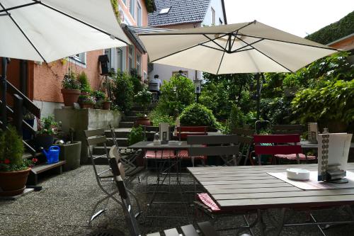 Létesítmények, Hasi's Hotel in Grafing bei Munchen Létesítmények, Hasi's Hotel in Grafing bei Munchen