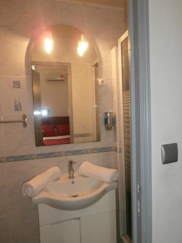 This photo about Hotel Imperial shared on HyHotel.com