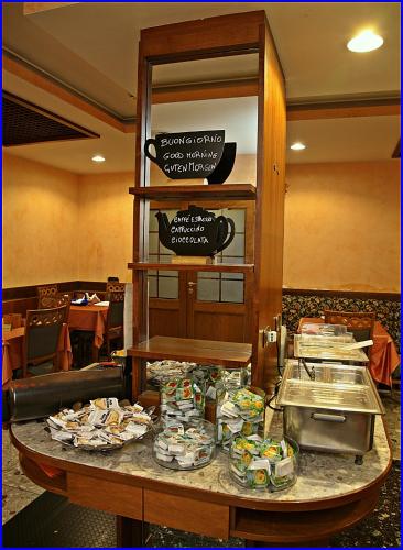 Food and beverages, Hotel Meeting in Ciampino Airport Food and beverages, Hotel Meeting in Ciampino Airport