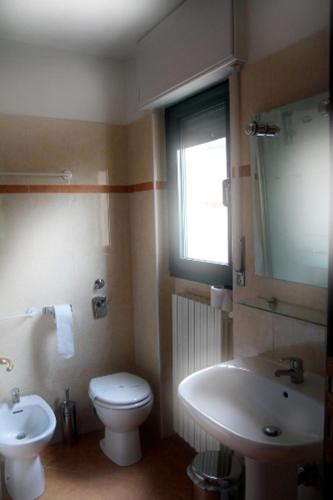 This photo about Euro Inn B&B shared on HyHotel.com