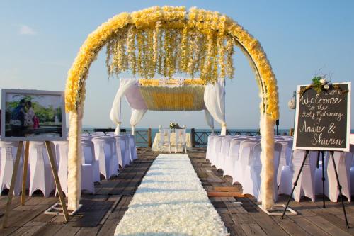 Banquet hall, Turi Beach Resort in Batam Island Banquet hall, Turi Beach Resort in Batam Island