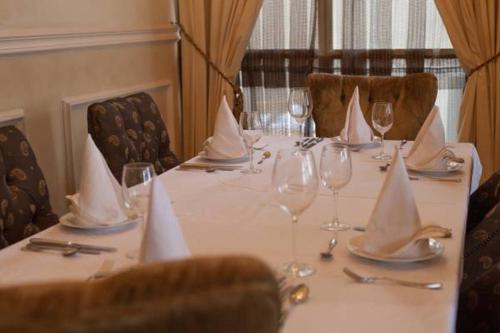 This photo about WestFoster Harbour shared on HyHotel.com