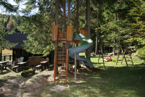 ทัศนียภาพภายนอกโรงแรม, Fikfak cottage in ริบโน ทัศนียภาพภายนอกโรงแรม, Fikfak cottage in ริบโน
