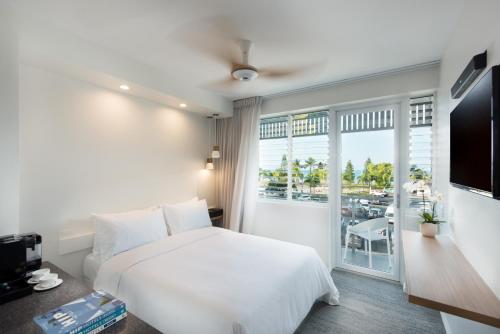 降灵岛中心酒店 (Heart Hotel and Gallery Whitsundays) in 降灵群岛 降灵岛中心酒店 (Heart Hotel and Gallery Whitsundays) in 降灵群岛