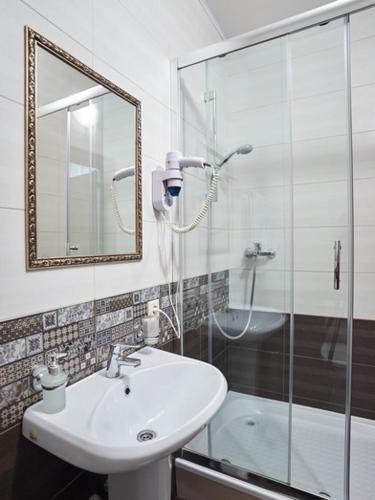 This photo about Hotel Bonjour at Kazakova shared on HyHotel.com