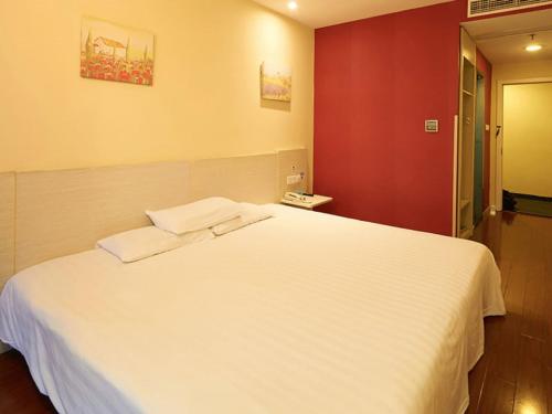 This photo about Hanting Express Chifeng Railway Station shared on HyHotel.com