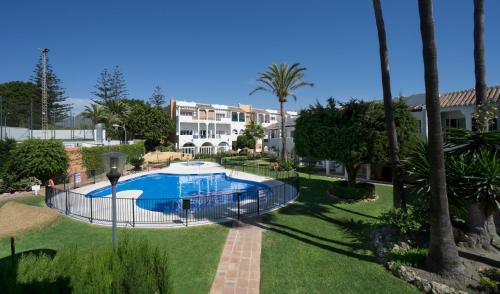 Swimming pool, Apartamentos Turisticos Rio Marinas in Torre Vieja de Macaca Swimming pool, Apartamentos Turisticos Rio Marinas in Torre Vieja de Macaca