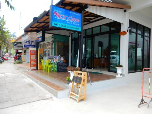 Wandee Bed & Breakfast Hotel
