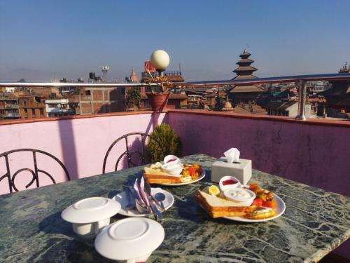HOTEL RUPAKOT AND ROOFTOP RESTAURANT in 巴克塔普爾 HOTEL RUPAKOT AND ROOFTOP RESTAURANT in 巴克塔普爾