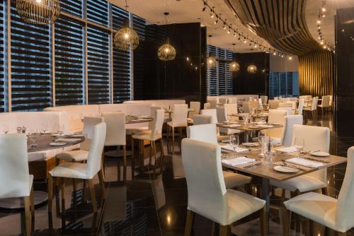 레스토랑, Hotel Las Americas Golden Tower Panama in 파나마 시티 레스토랑, Hotel Las Americas Golden Tower Panama in 파나마 시티