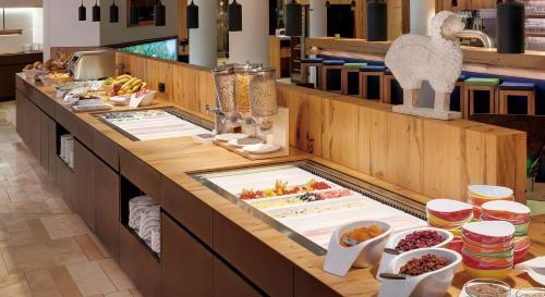 Food and beverages, Nells Park Hotel in Trier Food and beverages, Nells Park Hotel in Trier
