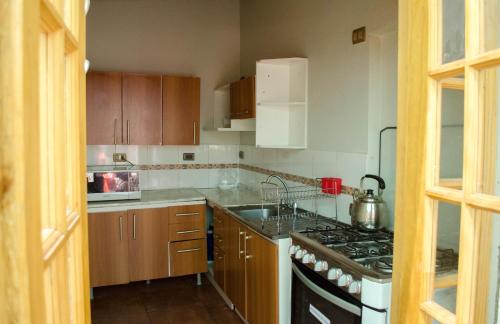 Κουζίνα, Hostal Alabalti in Σαν Πέντρο Ντε Ατακάμα Κουζίνα, Hostal Alabalti in Σαν Πέντρο Ντε Ατακάμα