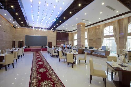 레스토랑, Khanh Linh Hotel in 쁠래이꾸 (잘라이) 레스토랑, Khanh Linh Hotel in 쁠래이꾸 (잘라이)