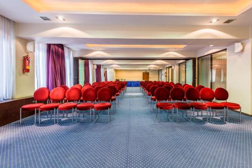 Business center, Queen Olga Hotel in Thessaloniki Business center, Queen Olga Hotel in Thessaloniki