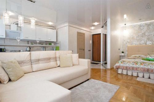 This photo about RentBel White Hall Apartments shared on HyHotel.com