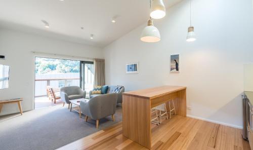 Balcony/terrace, Kaiteriteri Reserve Apartments in Motueka Balcony/terrace, Kaiteriteri Reserve Apartments in Motueka