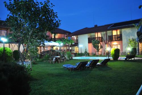 Family hotel Gradina in Ognyanovo Family hotel Gradina in Ognyanovo
