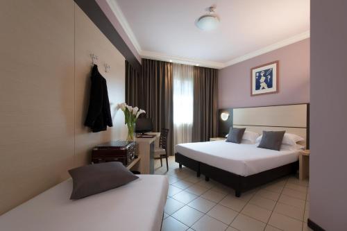 This photo about CDH Hotel La Spezia shared on HyHotel.com