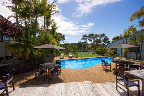 The Clendon Hotel in Russell The Clendon Hotel in Russell