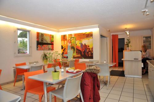 מסעדה, B Hotel Caen Mondeville in Caen מסעדה, B Hotel Caen Mondeville in Caen