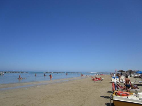 Beach, Albergo Primavera in Senigallia Beach, Albergo Primavera in Senigallia