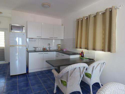 keuken, Marazul Ocean Front Apartment in Westpunt keuken, Marazul Ocean Front Apartment in Westpunt
