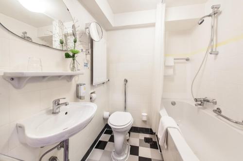 This photo about Hotel An Der Oper Dusseldorf shared on HyHotel.com