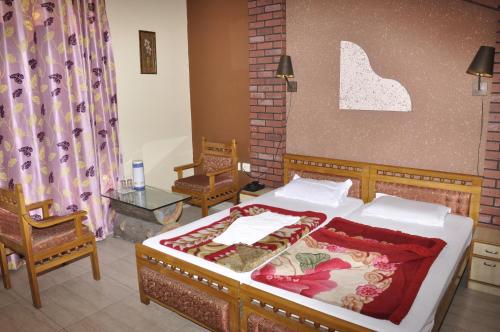 Hotel Pratiksha in Moradabad Hotel Pratiksha in Moradabad
