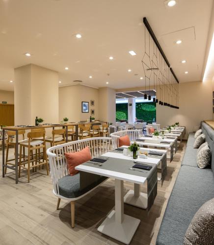 Ресторант, Hotel Catalonia Giralda in Севиля Ресторант, Hotel Catalonia Giralda in Севиля