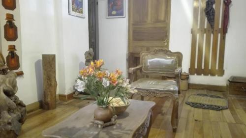 Előcsarnok, Posada Junco y Capuli in Huancayo Előcsarnok, Posada Junco y Capuli in Huancayo