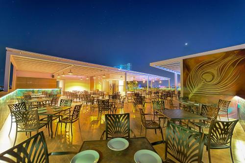 طعام و مشروبات, فندق شينثور بارك (Hotel Chenthur Park) in بيلاميدور طعام و مشروبات, فندق شينثور بارك (Hotel Chenthur Park) in بيلاميدور