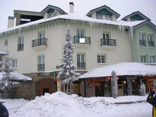 This photo about Apartamentos Dornajo ASN shared on HyHotel.com