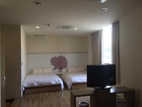 This photo about Happy Hotel shared on HyHotel.com