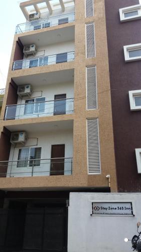 Stayzone 365 Inn Hotel