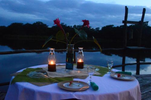 Eten en drinken, Lamanai Landings Resort and Marina in Rancho Eten en drinken, Lamanai Landings Resort and Marina in Rancho