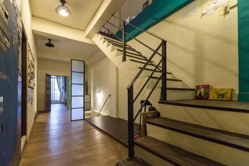 Sleeping Boot Hostel near Pine Garden Sleeping Boot Hostel near Pine Garden