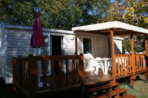 Balcony/terrace, Reve en Famille in Gastes Balcony/terrace, Reve en Famille in Gastes