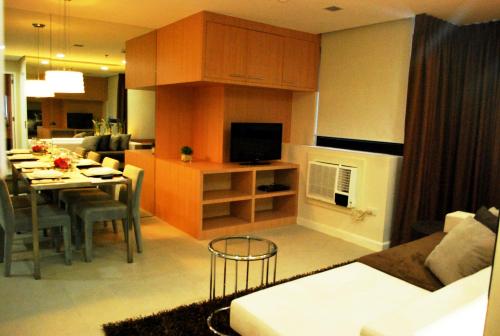 Létesítmények, BSA Twin Tower Ortigas in Manila Létesítmények, BSA Twin Tower Ortigas in Manila